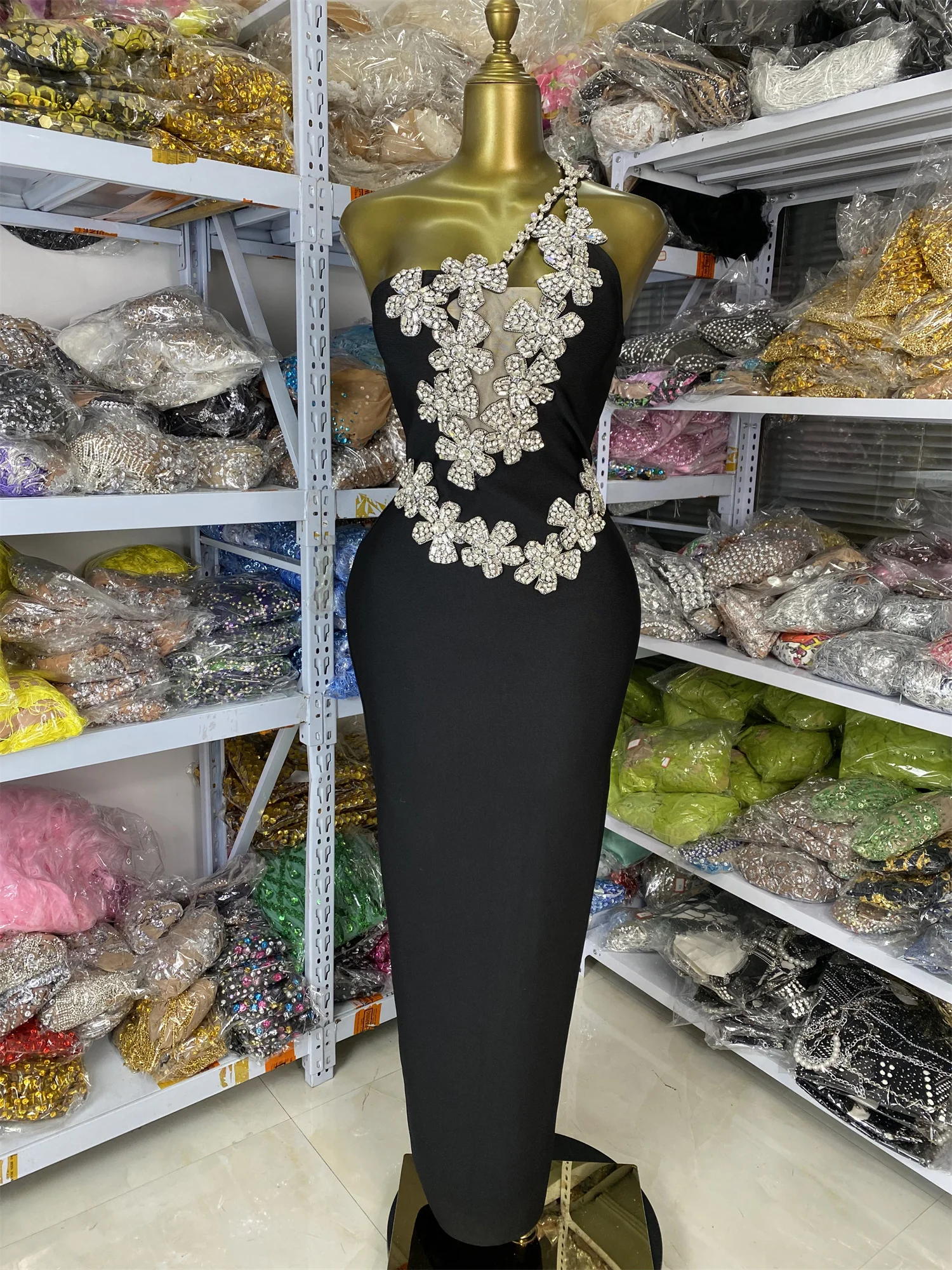 

Оптовая продажа с фабрики, черное бандажное платье, женское элегантное длинное вечернее платье с цветочной вышивкой и кристаллами для клубной вечеринки, домашнего ужина