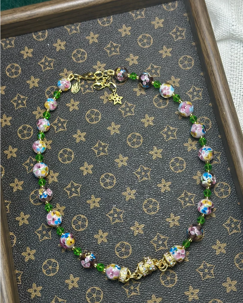 

KF Europe and the United States Fashion Trend Heavy Industry Sweet Hundred Fresh Glazed Beads Inlaid Shiny Rhinestone Universal