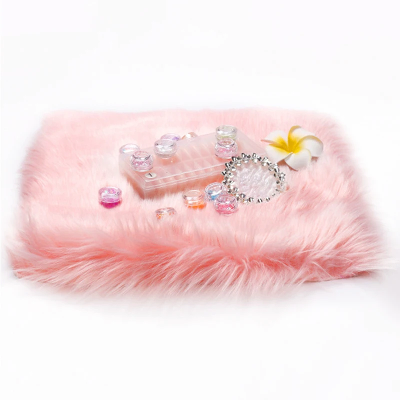 Soft Fur Hand Rest Nail Art Table Mat Heart Round Square Plush Pillow Pad Salon Manicure Practice Cushion Washable Photo Prop