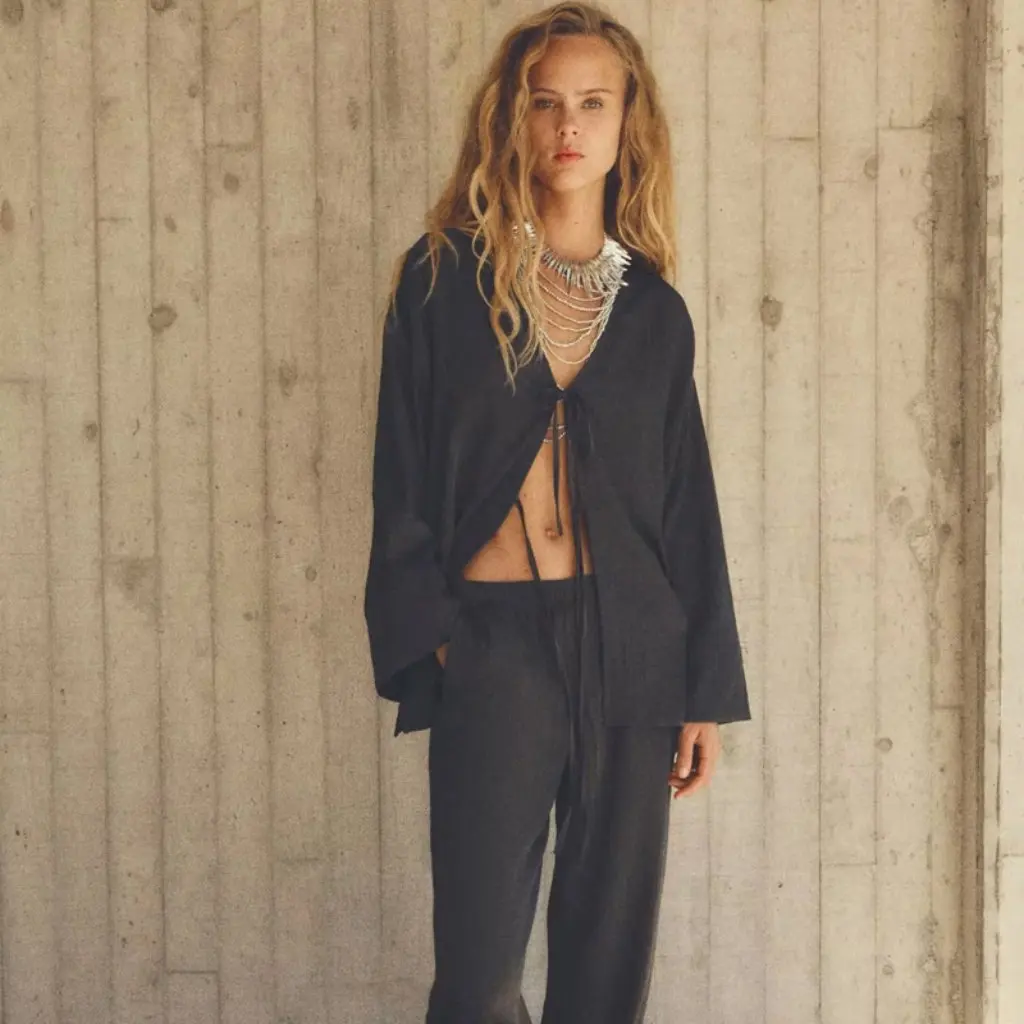 

Women's Summer Texture Kimono Jacket And Trousers Suit European American Style Fashion for Ladies