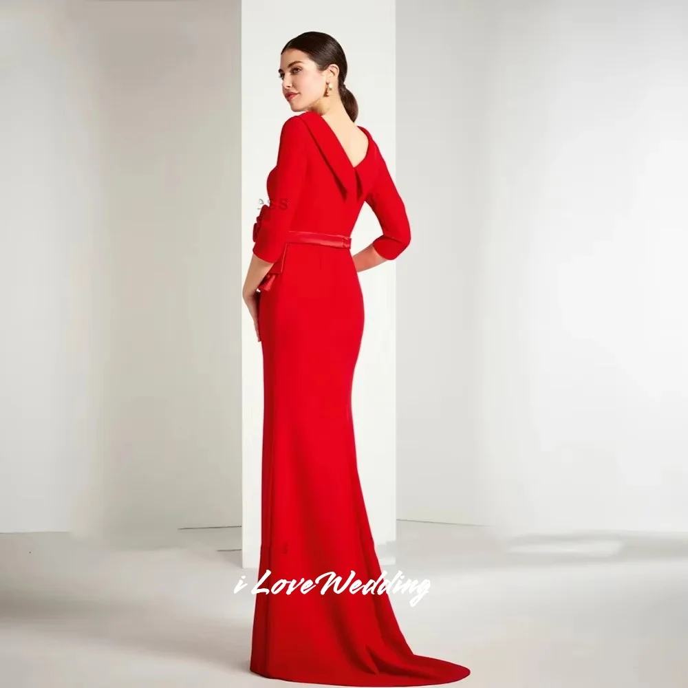 Rote Abendkleider mit O-Ausschnitt 2022, Satin, halbe Ärmel, Blumen, rückenfrei, Meerjungfrau, bodenlang, plissiert, Hochzeitskleid, individuell gestaltet