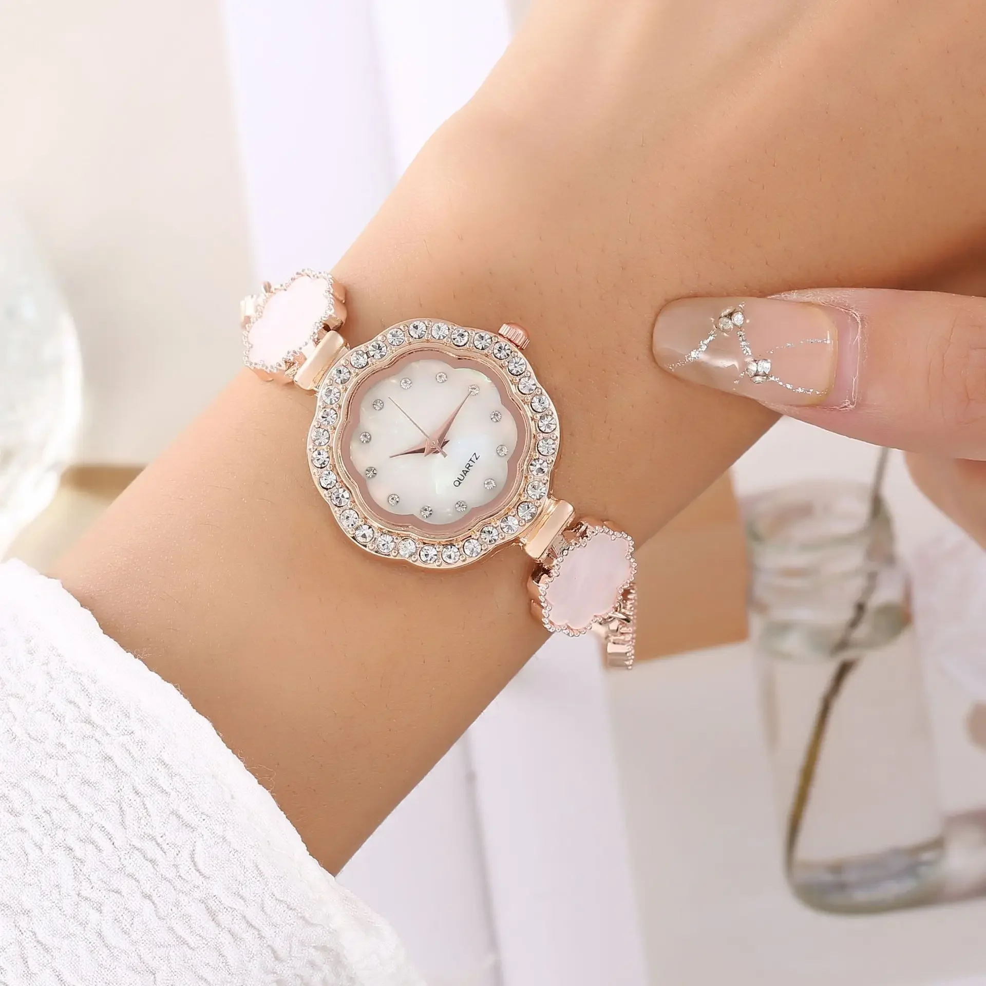 

Ladies Reloj Para Mujer Fashion Floral Women's Watches Luxury Quartz Wristwatches Simple Casual Girls Bracelet Watch Clock Gifts