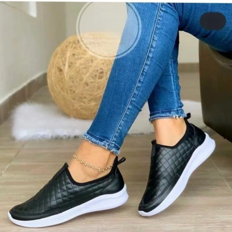 Zapatillas de deporte doradas con lentejuelas planas para mujer, mocasines de punta redonda, informales, versátiles, de lujo, vulcanizados, 2024