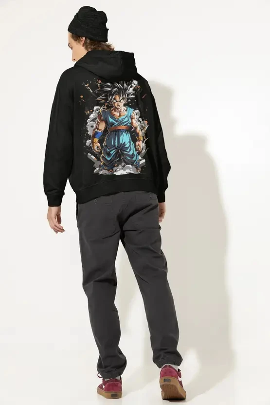 بلوفر بغطاء للرأس من Dragon Ball Goku مصنوع من القطن الأسود بطباعة شخصيات الرسوم المتحركة مع تصميم تأثير الدخان وشعار صدر دائري برتقالي كاجوال