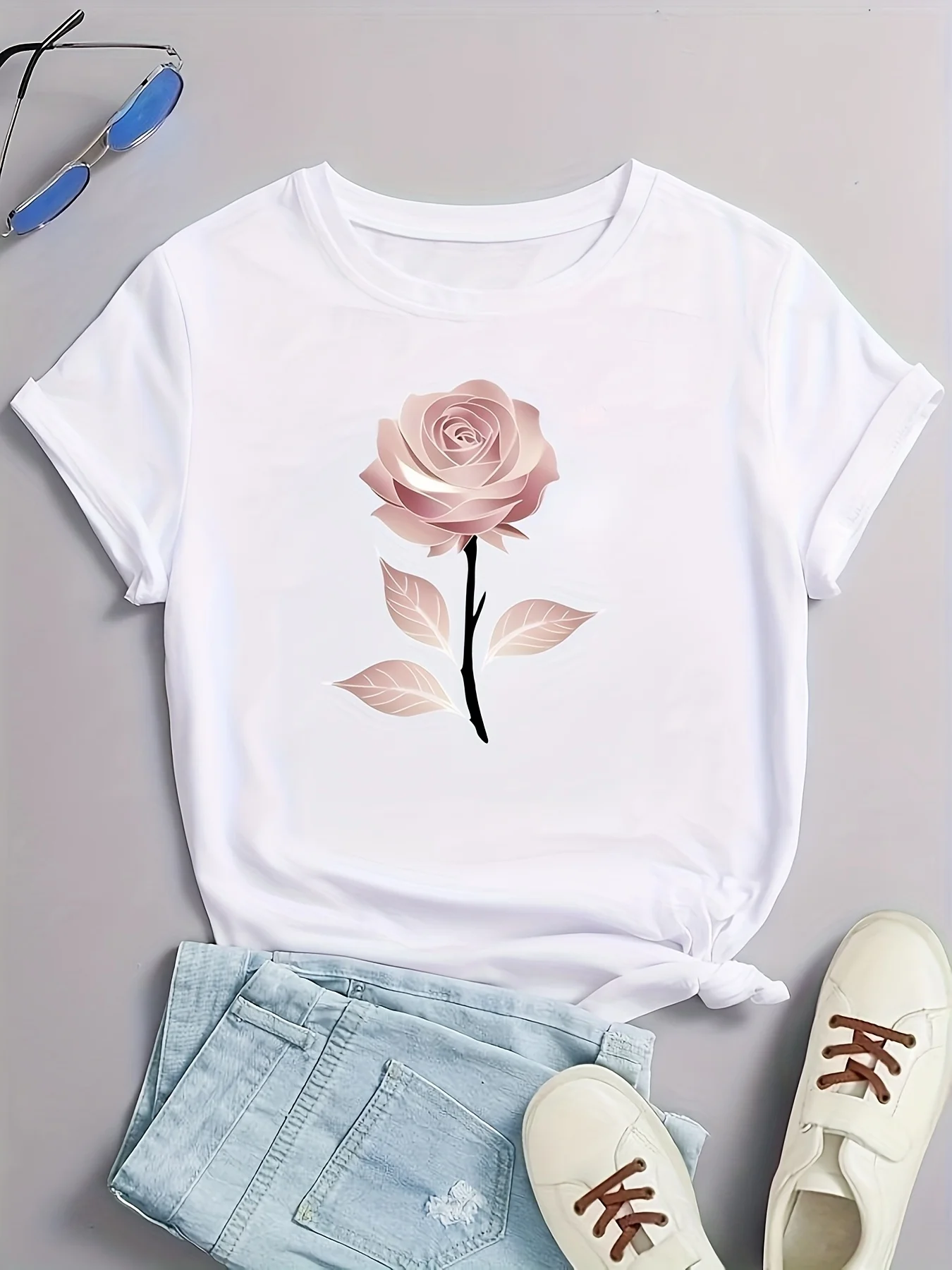 Camiseta feminina com estampa de letras da moda, confortável e relaxante, gola redonda, adequada para todas as estações, top elegante e casual