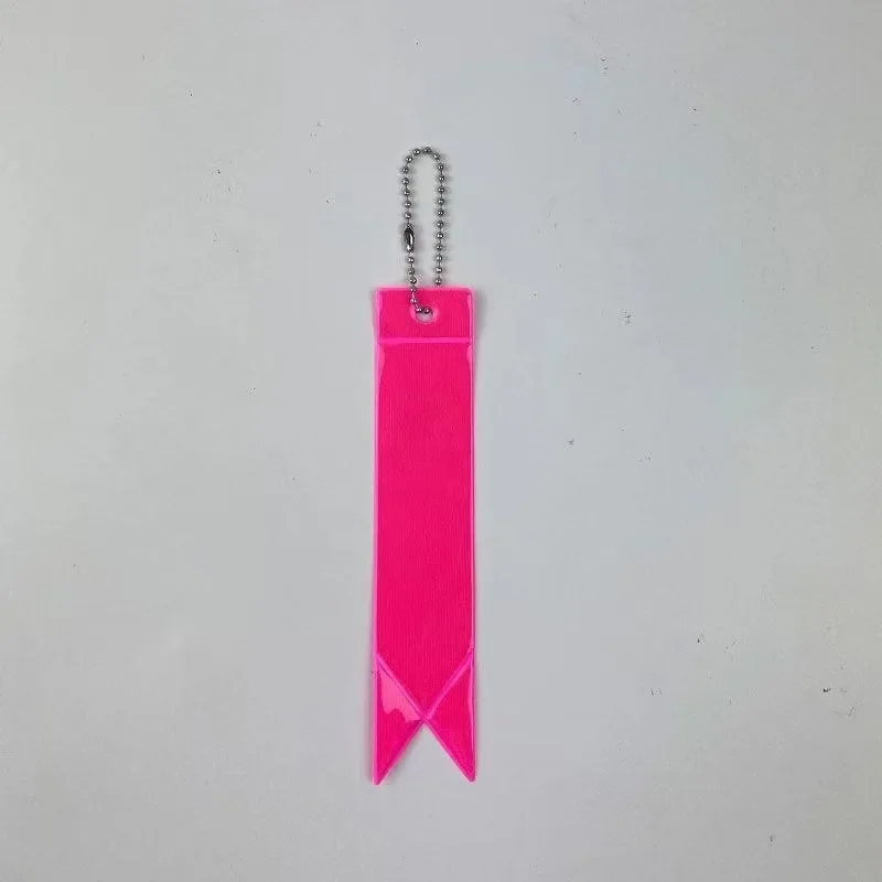 5pcs/bag Reflective Glow Pendant for Kids PVC Fluorescent Ribbon Pendant Keychain Warning Safety In Night for Student Adult