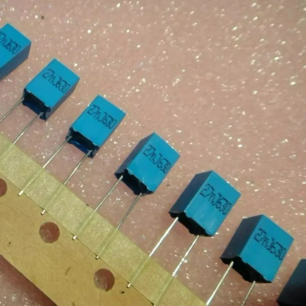 

20PCS EPCOS 0.027uf/630v 27nf 273 Brand New 5mm Film Capacitor B32529C8273J