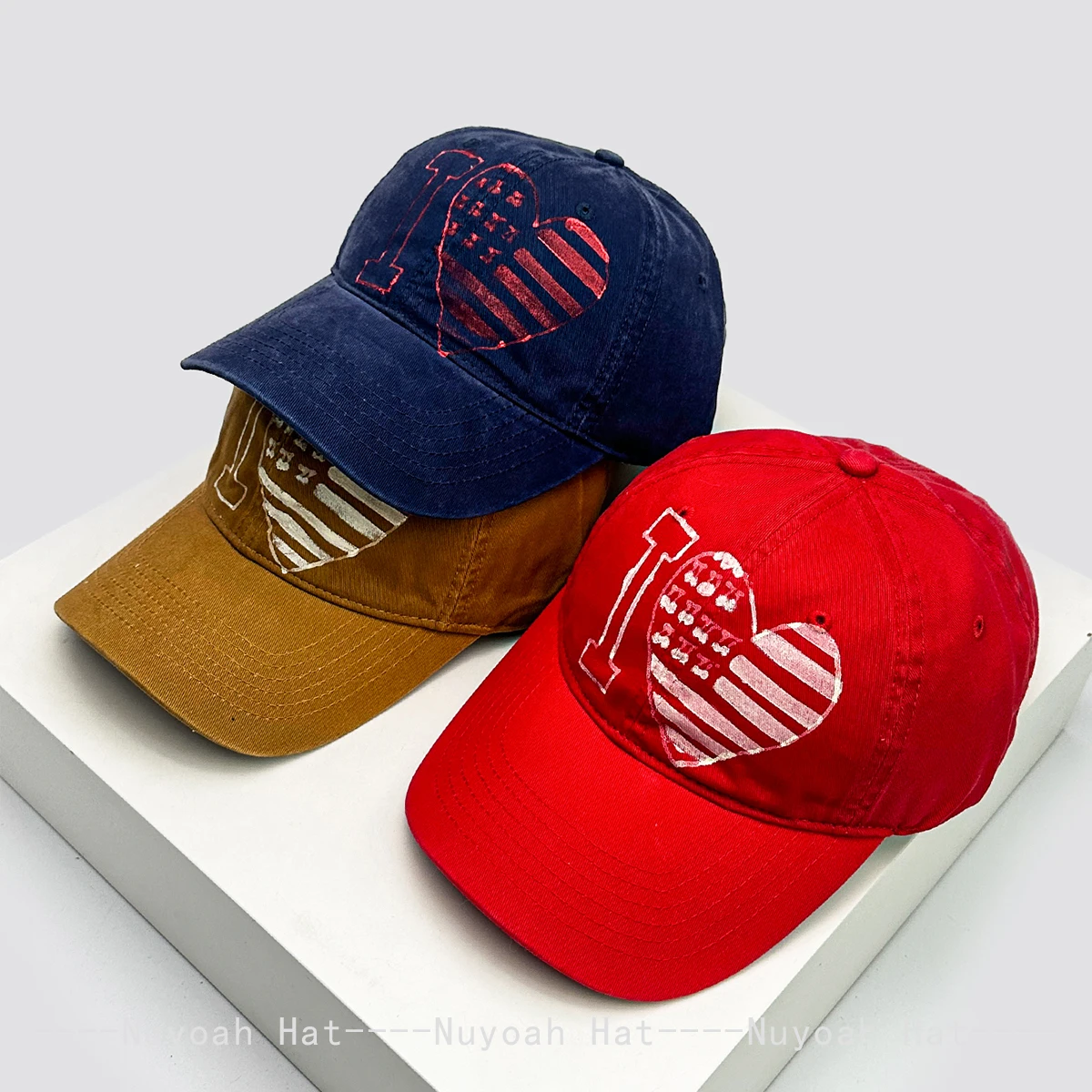 

New Men Women Design Style Korean Printed Love Baseball Hats Sunshade Distress Versatile Personal Peaked Caps ins Fashion Street