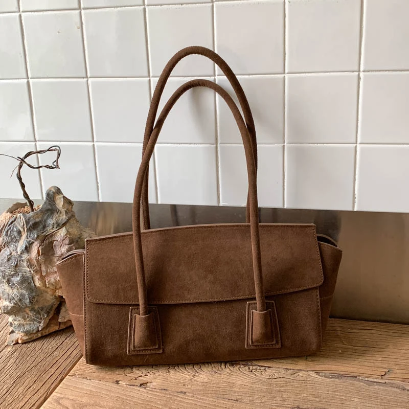 

Luxury Wing Bag Women's Retro Handbag Horizontal Square Versatile Shoulder Bag Flip Cover Magnetic Buckle Minimalist Armpit Bag