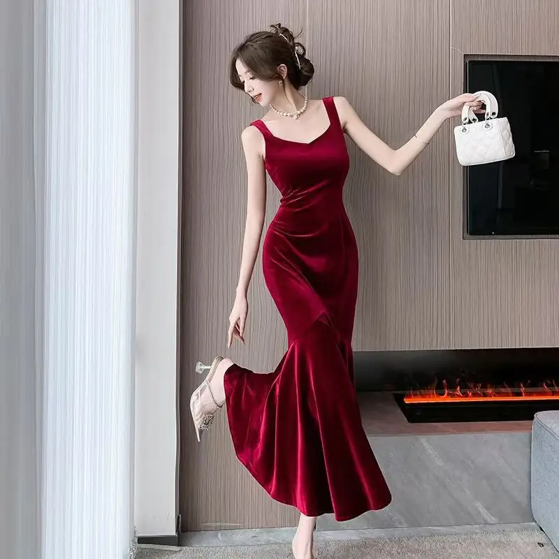 Vintage suspender velvet dress autumn and winter burgundy celebrity temperament fishtail hip long skirt evening dress