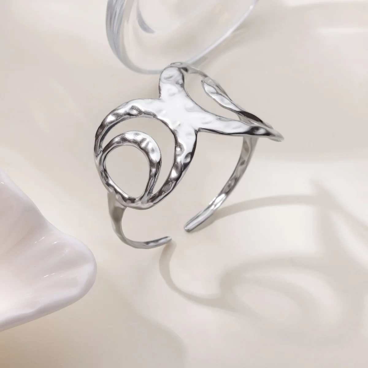 Free Shipping Classic Hollow Bracelet Bangle For Women Stainless Steel Silver Color Exquisite Bracelet Wedding Couple Jewelry