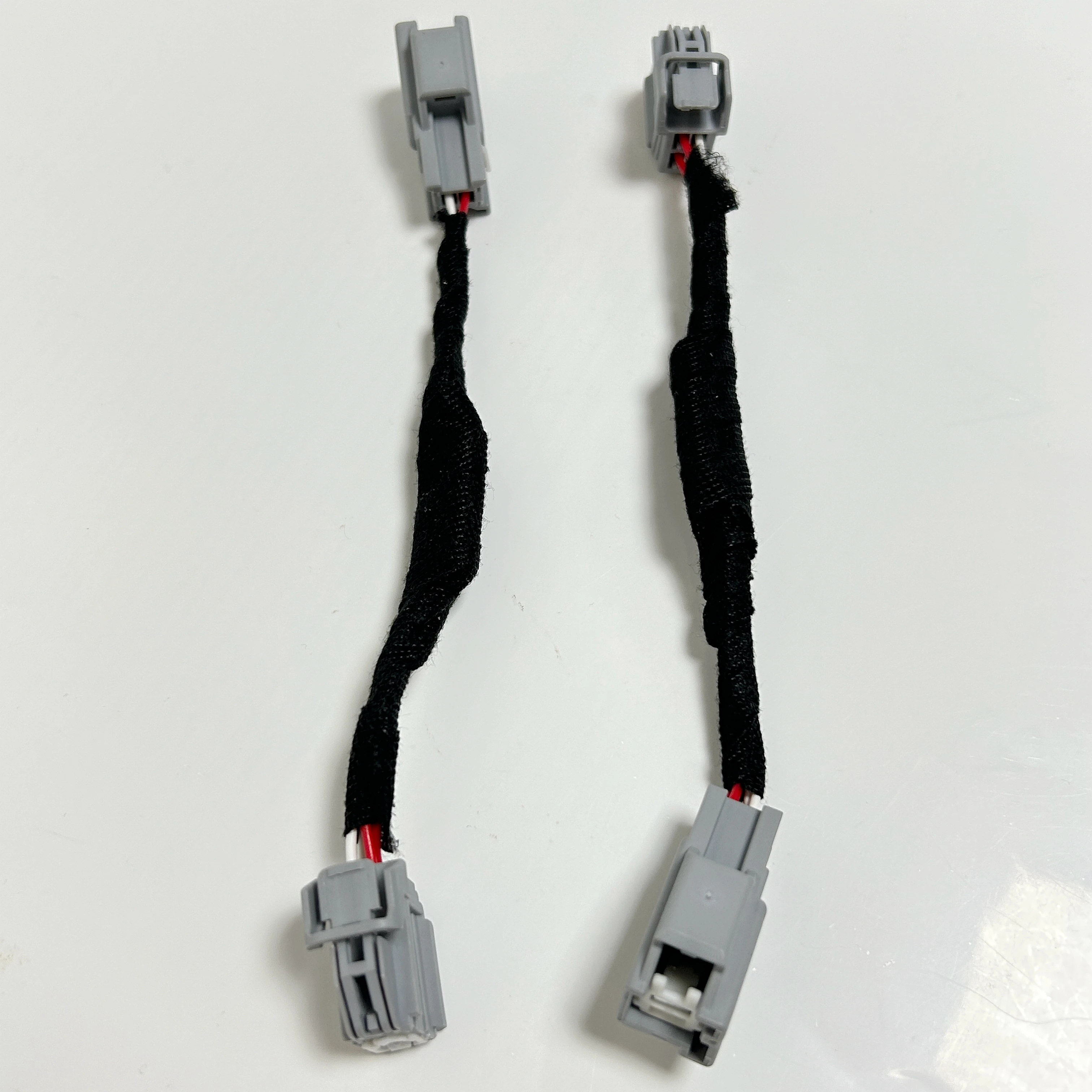 Vol vo 2P to 4P plug Capacitor horn cable V S XC60 90 New Harman Mid-change Bohua conversion cable