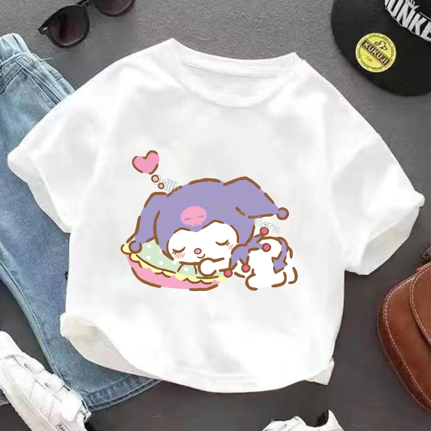 T-shirt branca estampada anime para crianças, roupas fofas de desenhos animados Kuromi, top de moda para meninas, camiseta de verão infantil, presente Sanrio