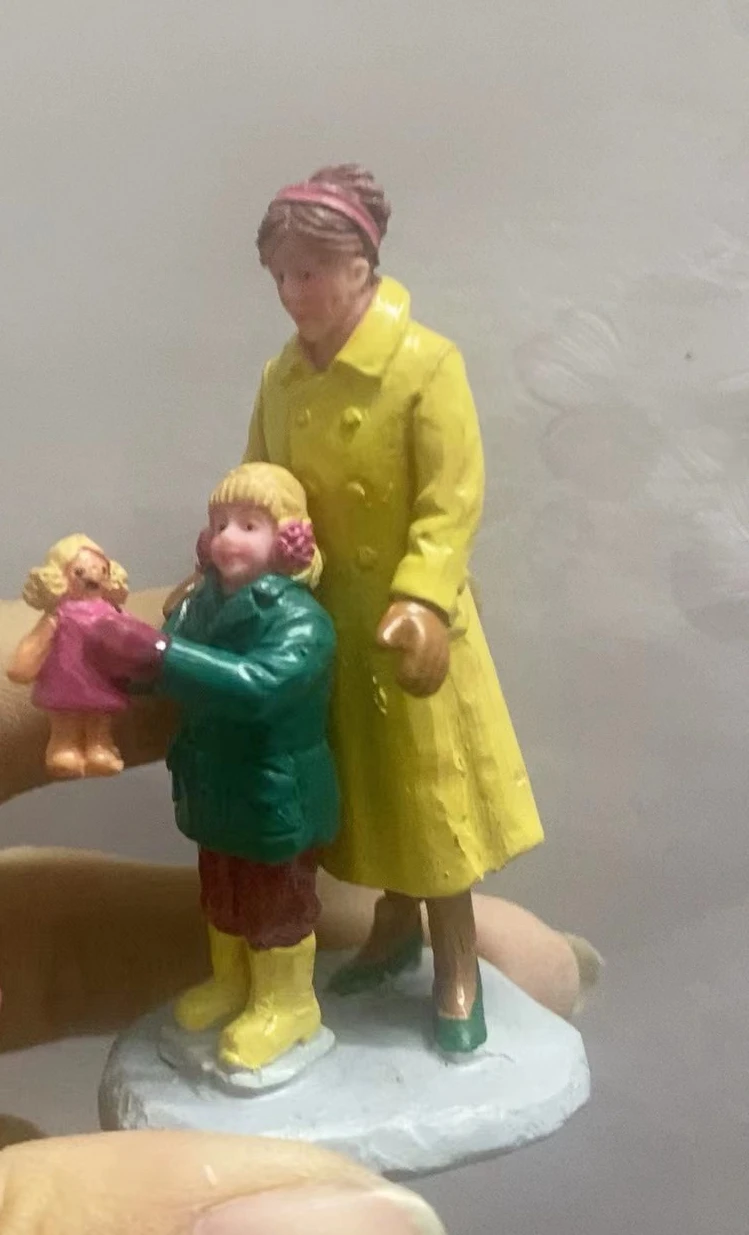 resin figure mental psychological sand table game box court therapy mother and daughter