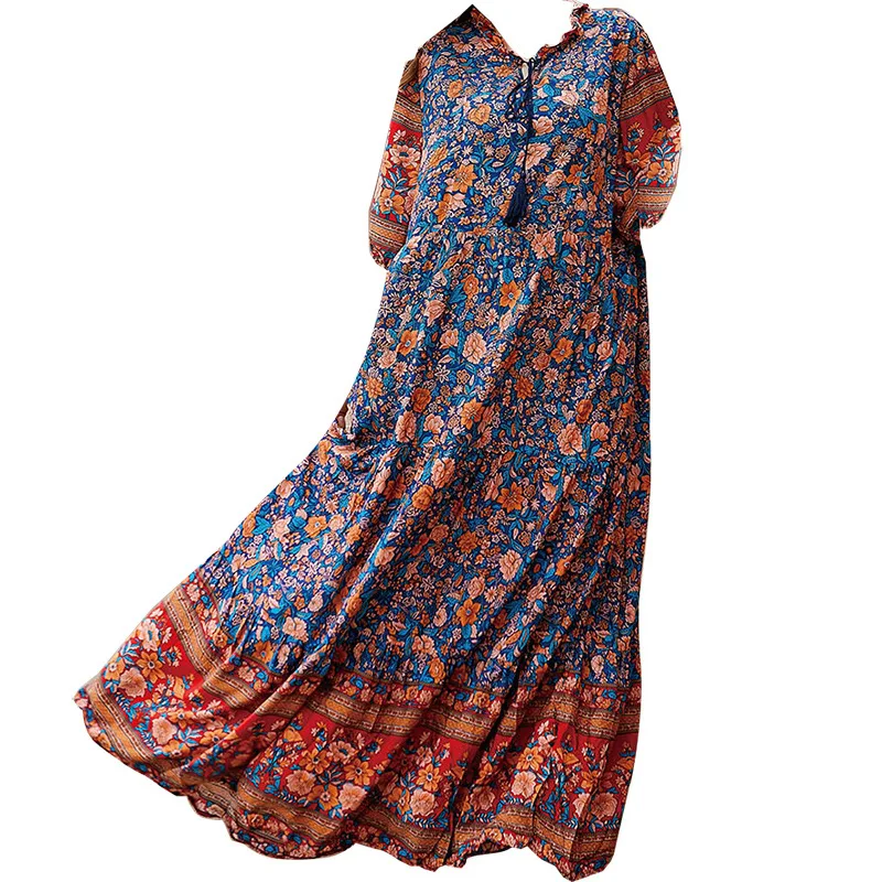 2025 Robes pour femmes de nouveau style au Moyen-Orient. Robes longues amples à manches courtes imprimées en coton et soie de style bohème.