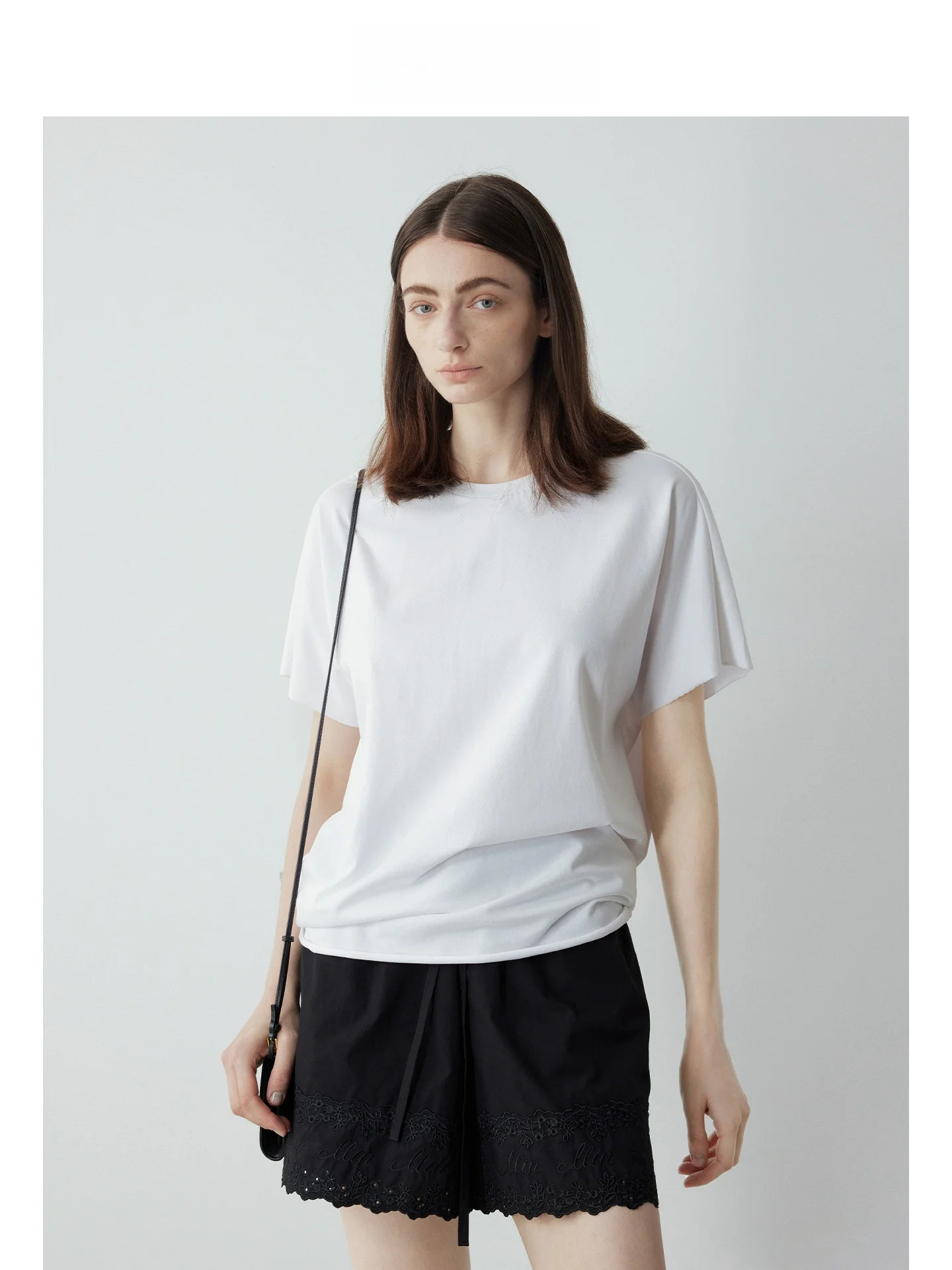 

Mincollection Summer Casual Cotton round Ne ort Sve T-irt Women's Loose Fit White Turn-up Top Comfortable Ladies' Tee