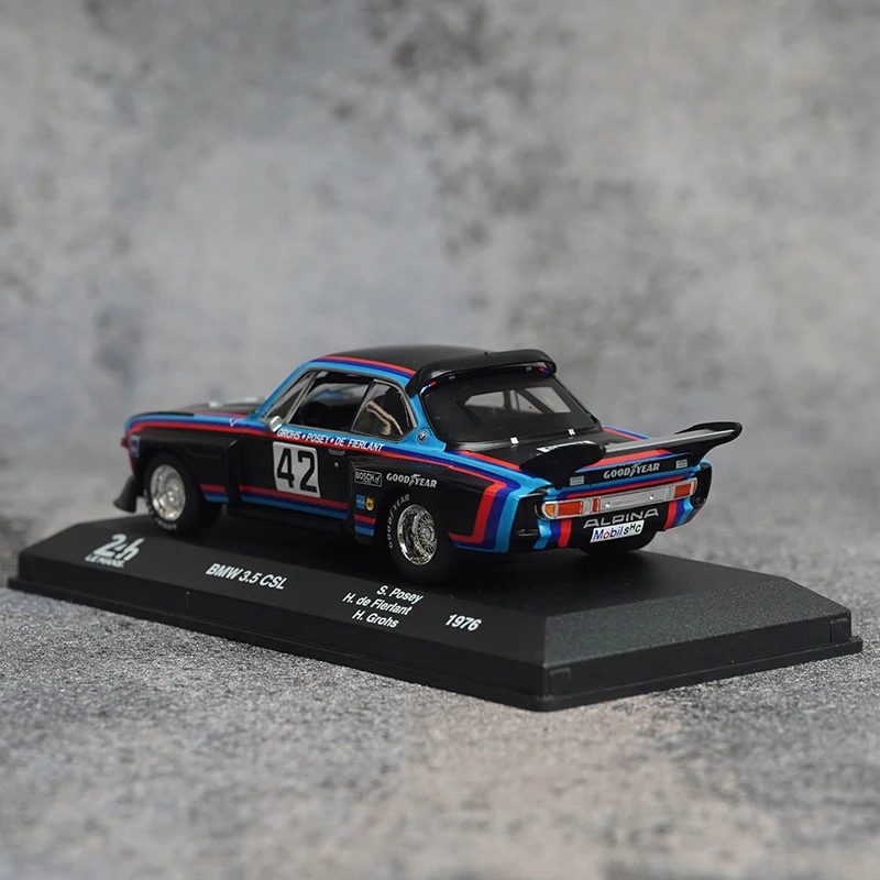 1:43 Altaya BMW BMW 3.5 CSL 1976 24 Hours of Le Mans 42 alloy die cast car model, a gift for children, collectible toy for boys.