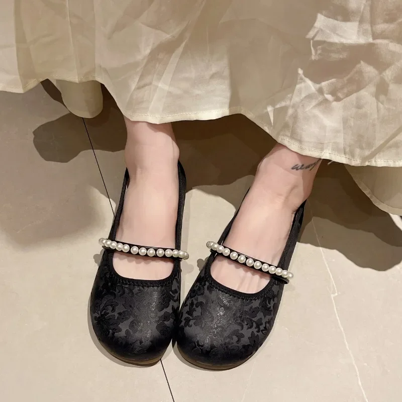 2024 Spring and Autumn New Round Toe Shallow Mouth Oxford Shoes Pearl Decoration Casual Dress Shoes Large Size Zapatillas Mujer