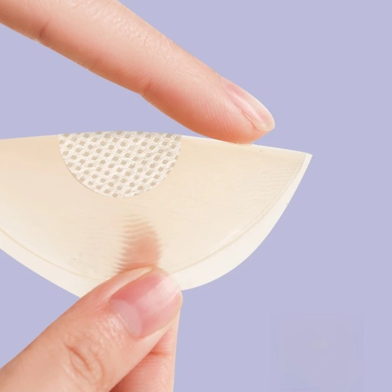2/4Pcs Women Reusable Breast Petals Lift Nipple Cover Invisible Petal Adhesive Strapless Stick on Bra Silicone Breast Stickers
