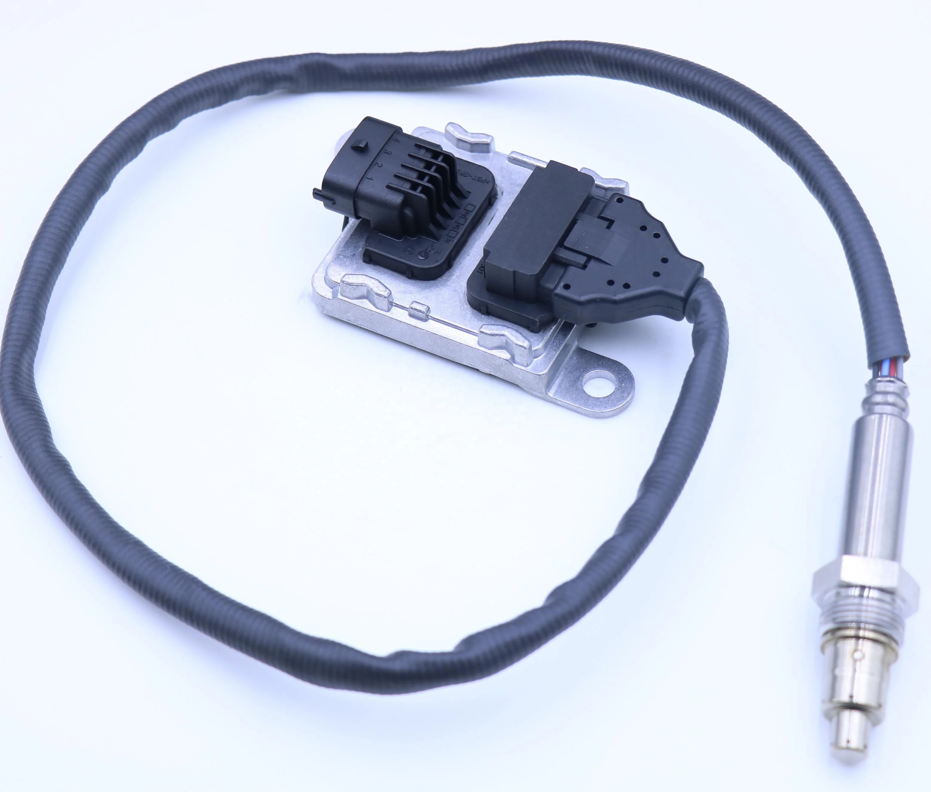 

Exclusive Production of 22303391 5WK97366 SCR Nitrogen Oxide Sensor, Suitable ForVolvo Mack, with A One-year Warranty