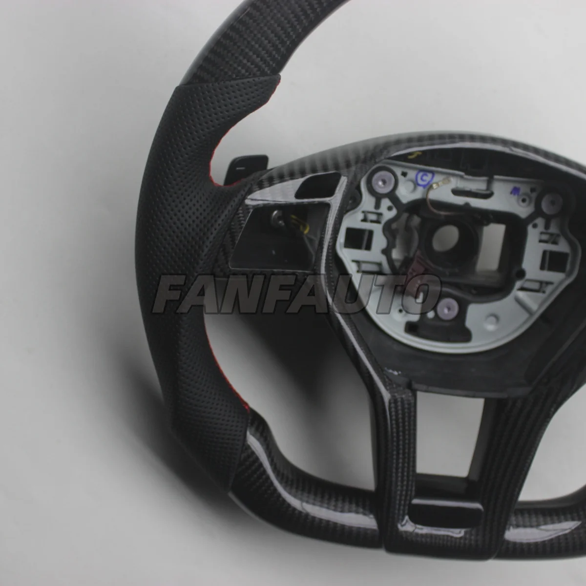 Replacement Real Carbon Fiber Steering Wheel with Leather for Benz W176 W204 W205 W213 CLA GLC GLE450 C63