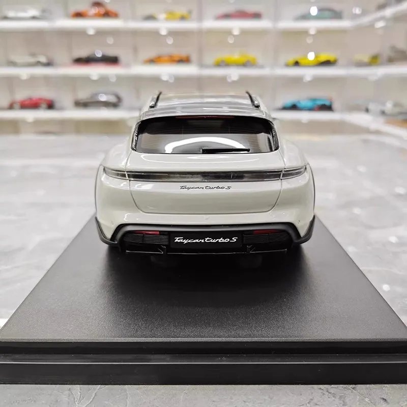 GT 스피릿 1/8 포르쉐 타이칸 터보 S 2022 자동차 모델 룸 장식 모델 시뮬레이션 컬렉션 자동차 모델 소년 생일 장난감 선물