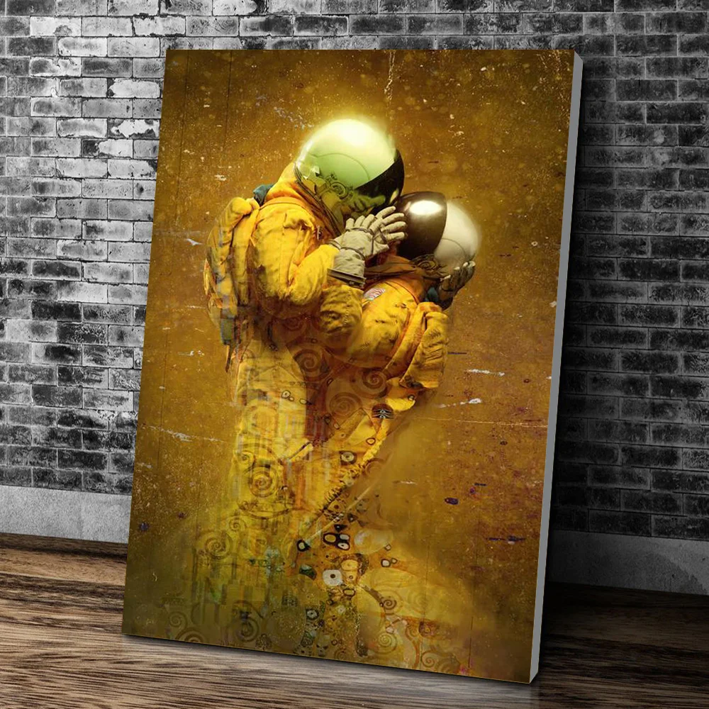 

Golden Spaceman Lovers Hug Posters And Prints Vintage Wall Art Abstract Astronaut Kiss Canvas Painting For Room Decoration