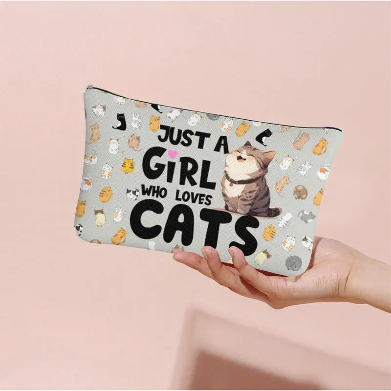 Customizable canvas makeup bag—can be personalized with your own photos, images, designs, logos, or names. Features a zipper clo