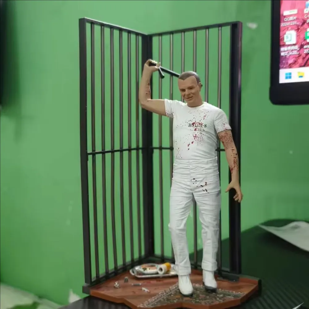 

NECA Figure The Silence Of The Lambs Hannibal Lecter Jailbroken Action Figure Model Toy Cute Doll Joint Movable Christmas Gift