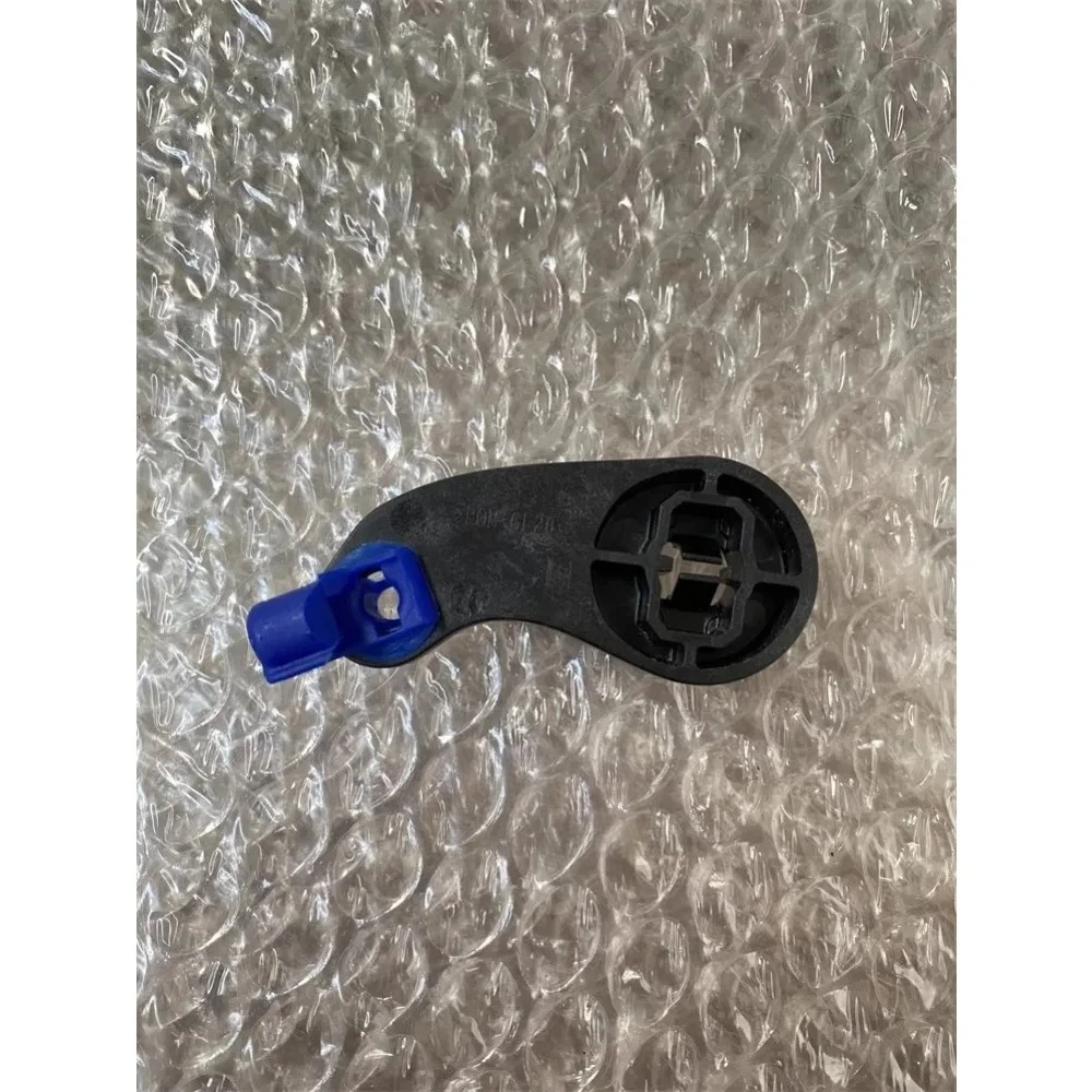 Left Front Door Lock Cylinder Connecting Rod  Bracket  For NISSAN 2008-2015 QASHQAI Original Accessories Wear Parts view 2