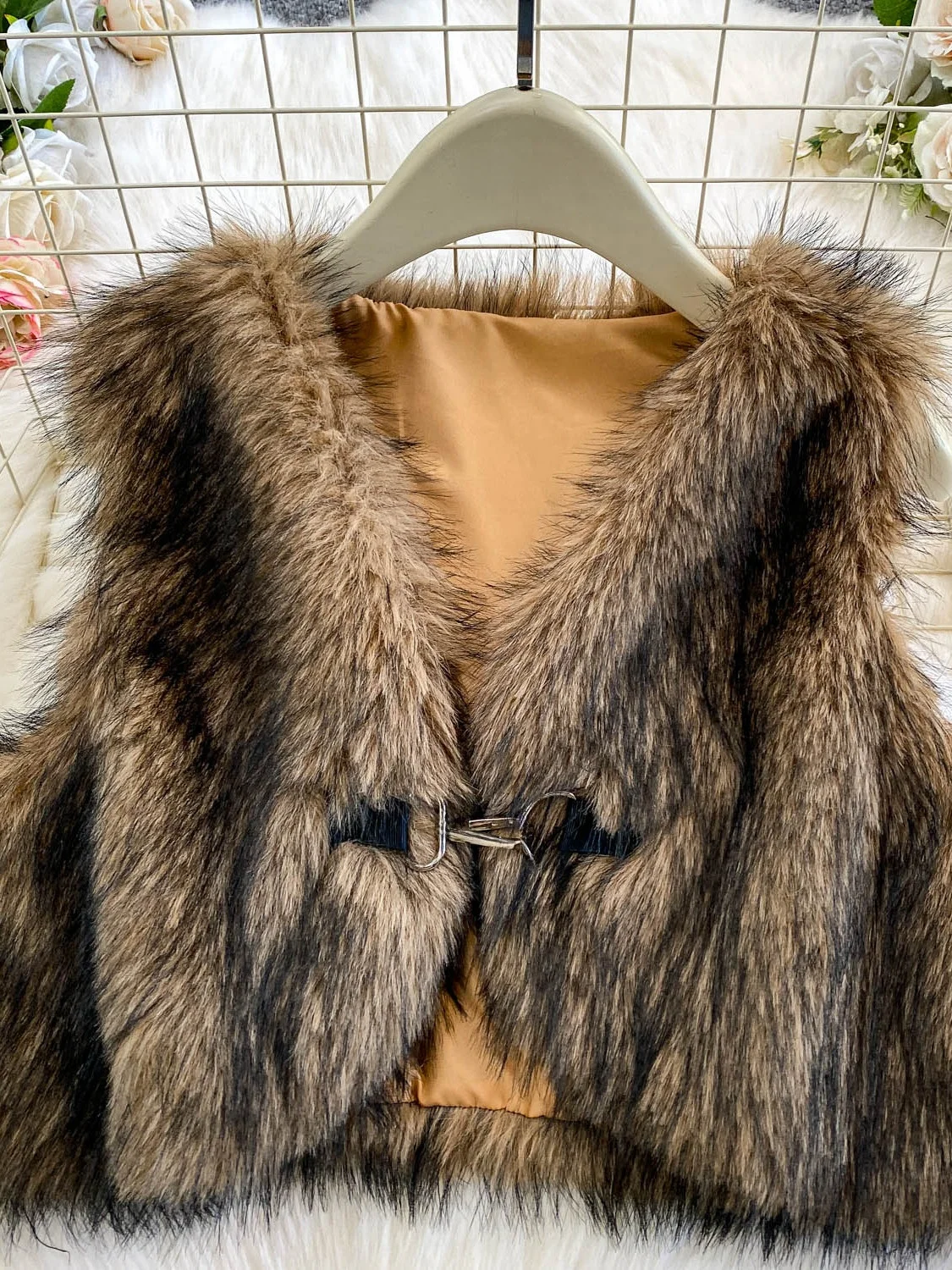 Ele – gilet en fourrure ornée lourde pour femme, Design d'hiver, boutonné, amincissant, vêtements d'extérieur, Jaet Thiened v-ne chaleur