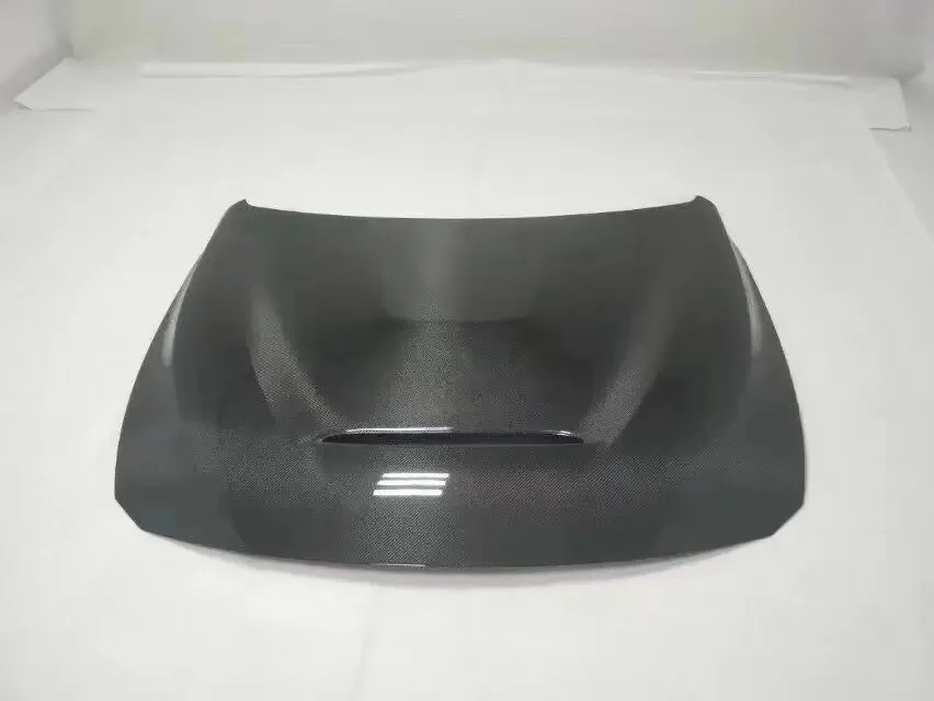 Osłona z włókna węglowego