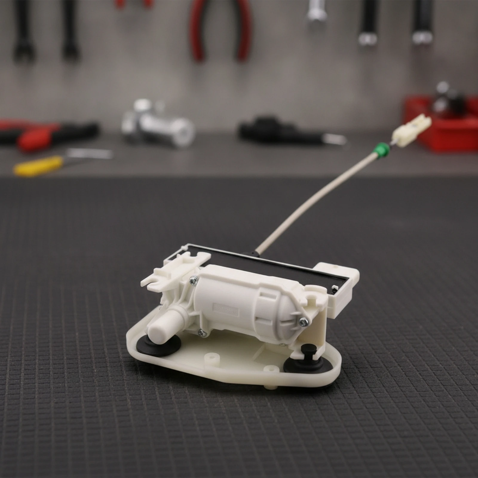 Front Door Lock Actuator Plug-and-Play Door Lock Actuator with Cable Durable Sturdy for Mechanics, Automotive Maintenance