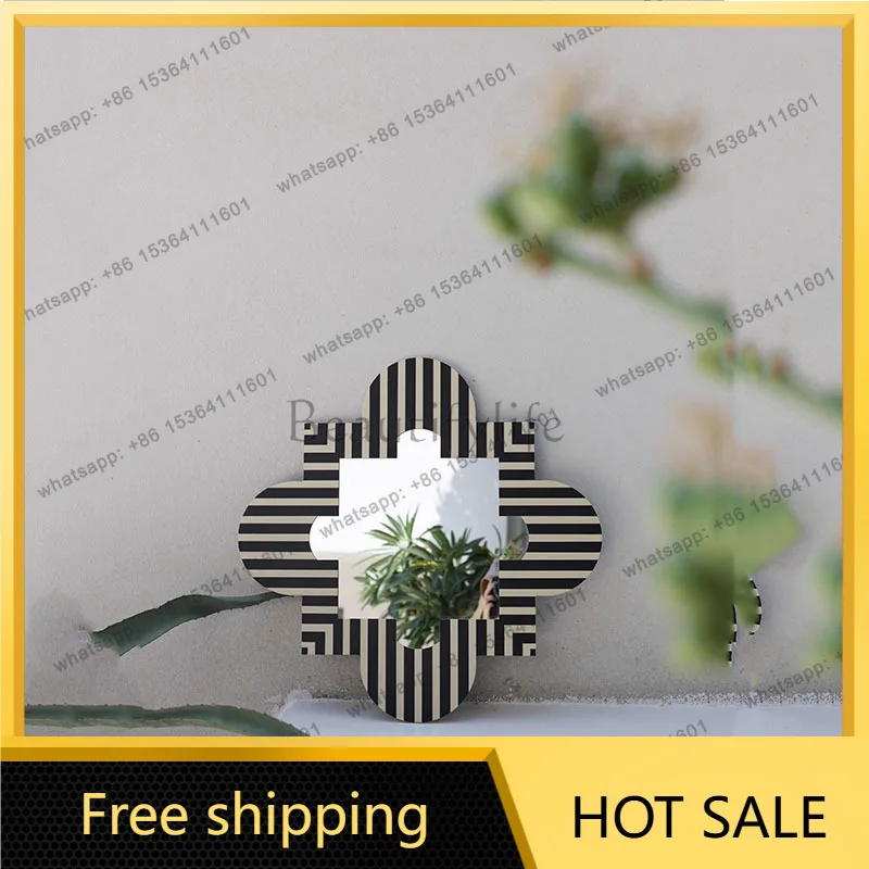LJY Retro Striped Iron Wall Mirror Modern Vintage Art Decor Minimalist Design Hanging Mirror for Living Room and Entryway