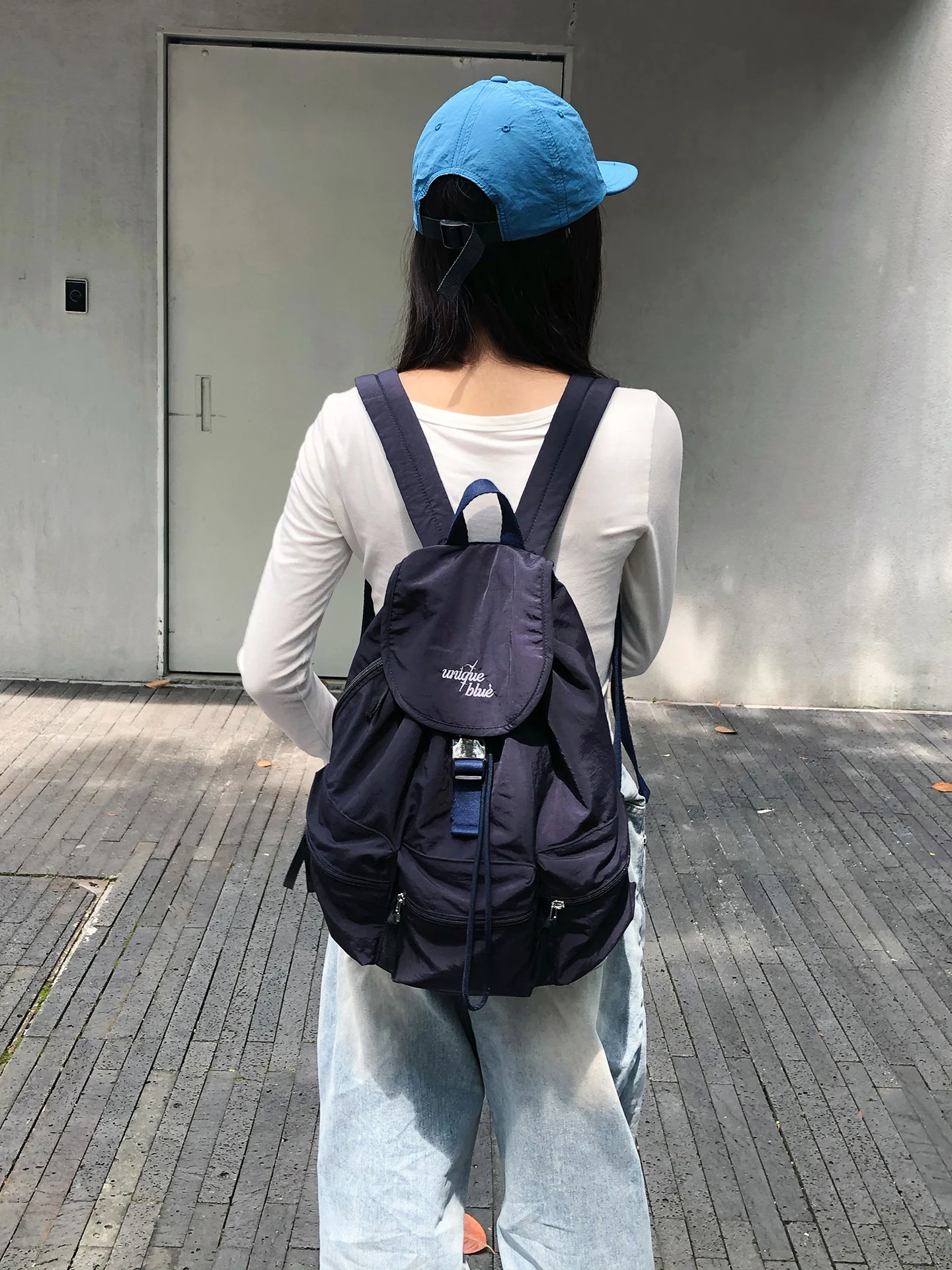 unique-blue-large-capacity-waterproof-backpack-for-women-traveling-commuting-student-bookbag-youth-fashion-soft-shoulder-bag