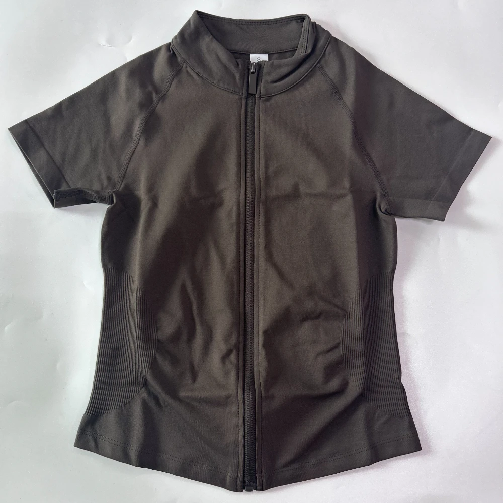Pericic Kurzarm-Sporttop Yoga T-Shirt Jacke Nahtlose Fitnesskleidung Pilates Laufshirt Schnelltrocknend Workout-Shirt – Detail 17