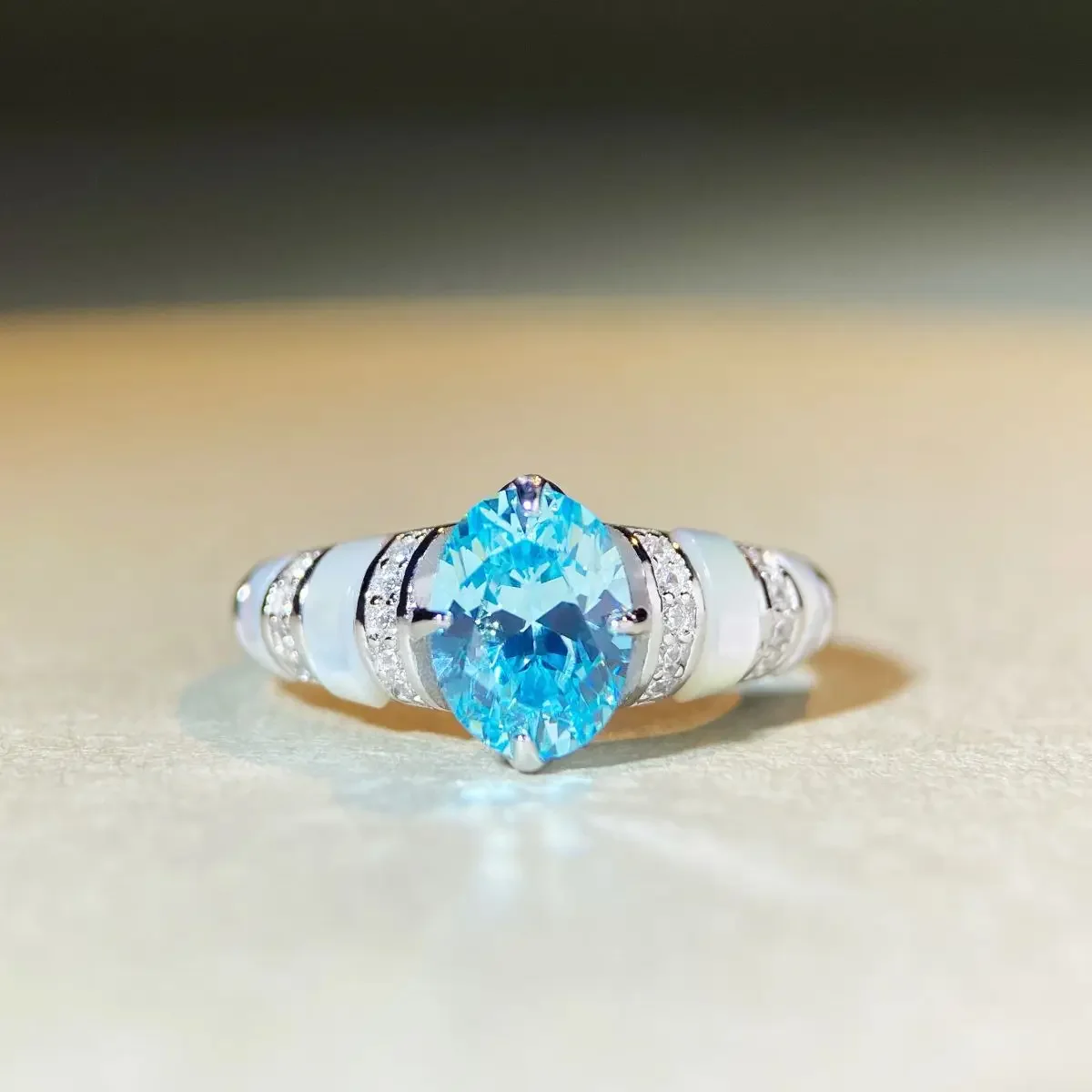 Briex Jewelry Luxury Solid Platinum PT950  Women's Fritillaria Moissanite Diamond Ring All-match Ins Style Diamond Ring