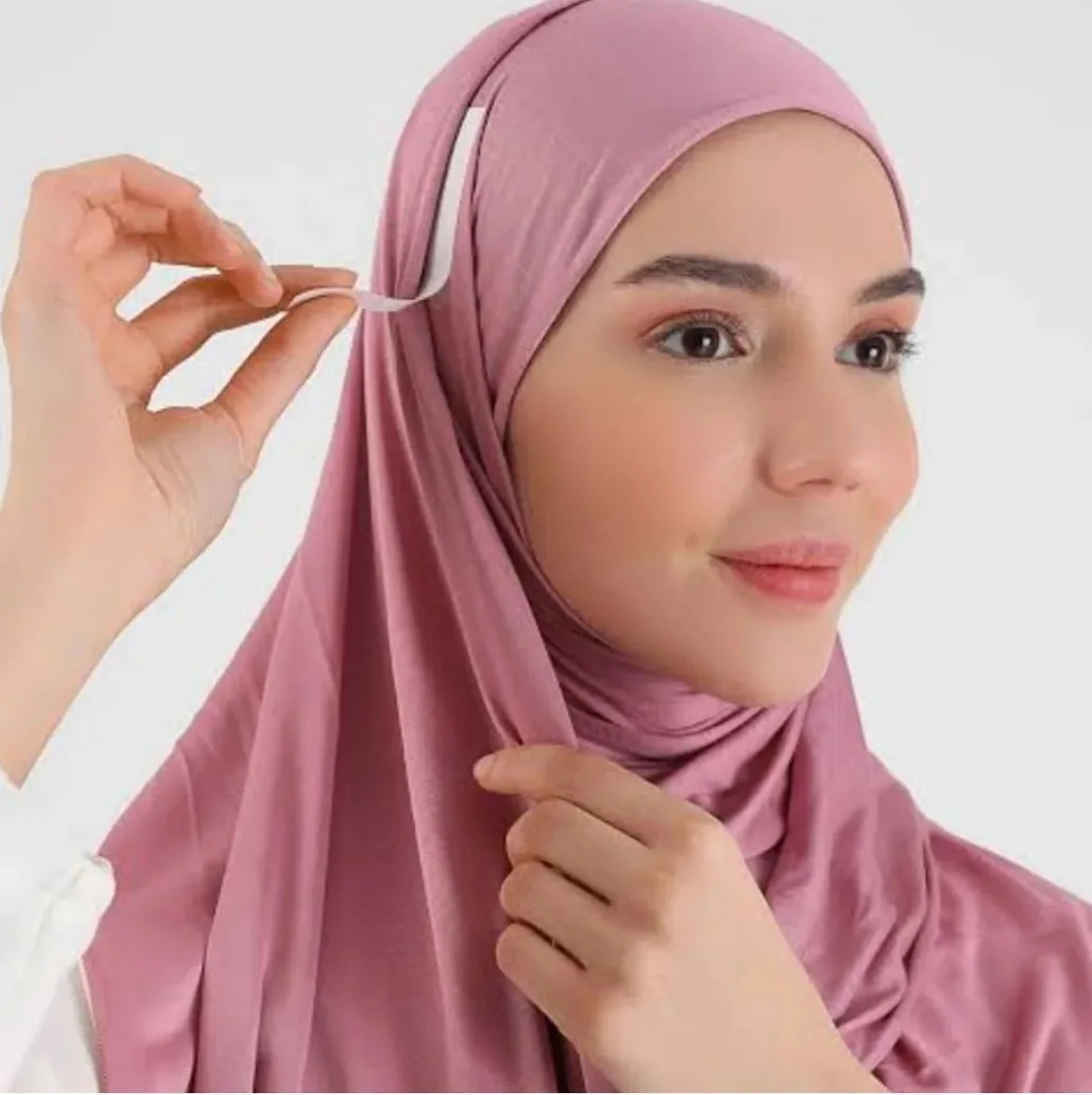 

Latest Trend Hijab Tape Accessories Hijab Awning Shaper Tape Double Sided Scarf Tapes For Muslim Women Hijab Tape