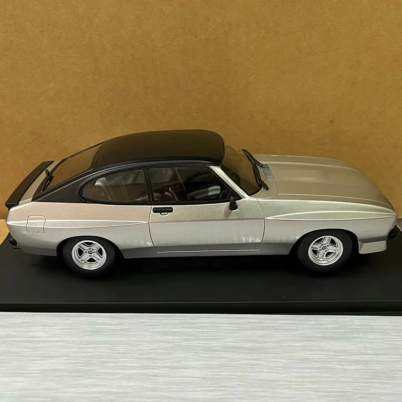 Diecast 1:18 Ford Capri MK II Simulation Alloy Car Model Toy Collectible Gifts Ornaments