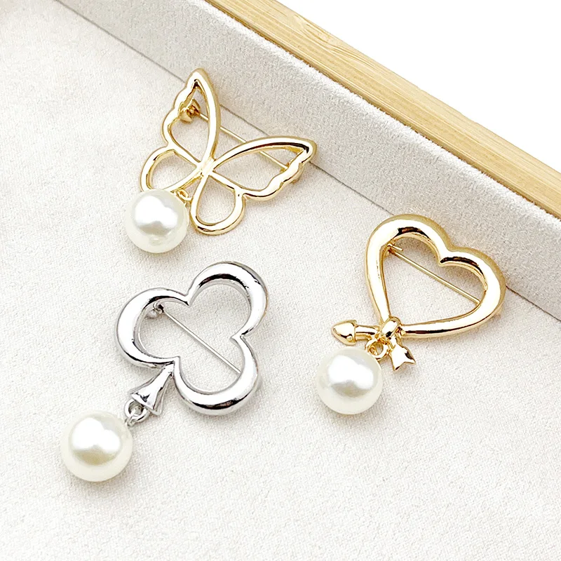 Korean Simple Geometric Hollowed Out Pearl Brooch Fashion Anti Slip Pin Women Shawl Neckline Fixed Jewelry Accessories Wholesale