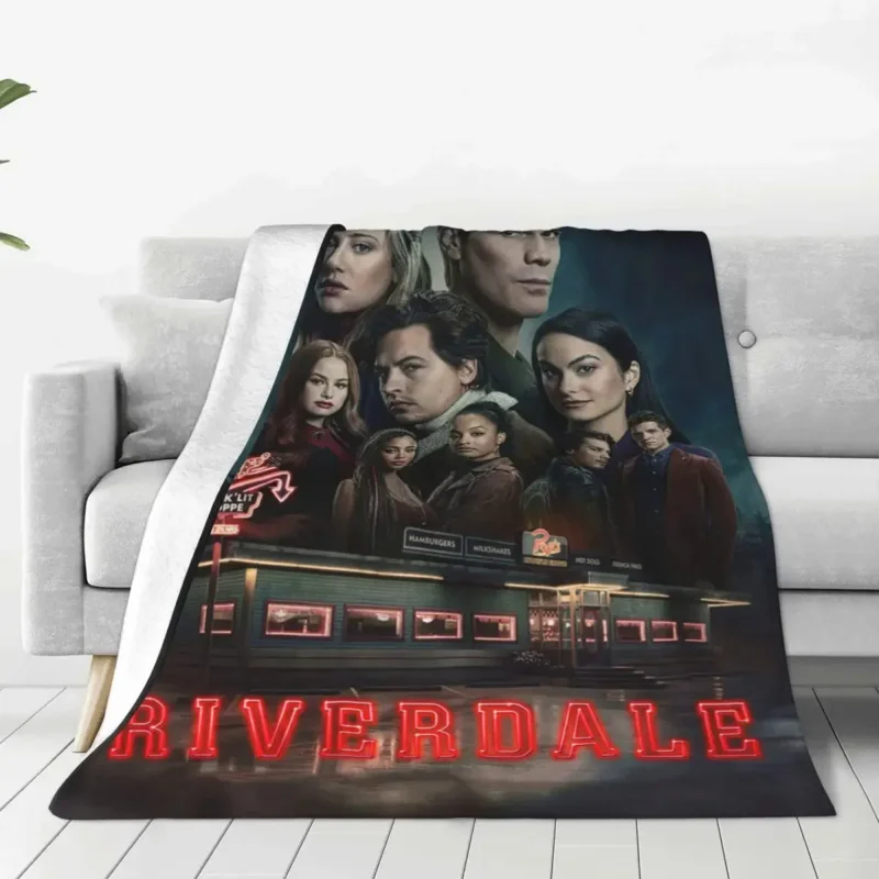 

Walking In Space Riverdale Fuzzy Blanket Cole Spouse Custom Throw Blanket for Home 150*125cm Quilt