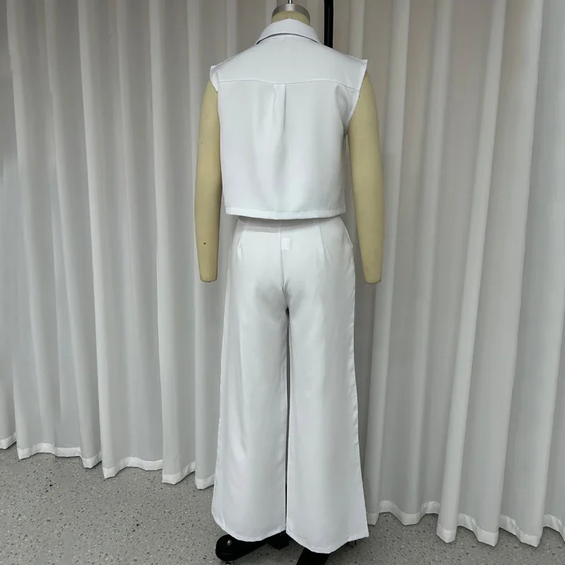 Women's Two-piece Contrasting Color Button-up Sleeveless Vest Slim-fit Jacket with Loose Top Pocket and Pants
