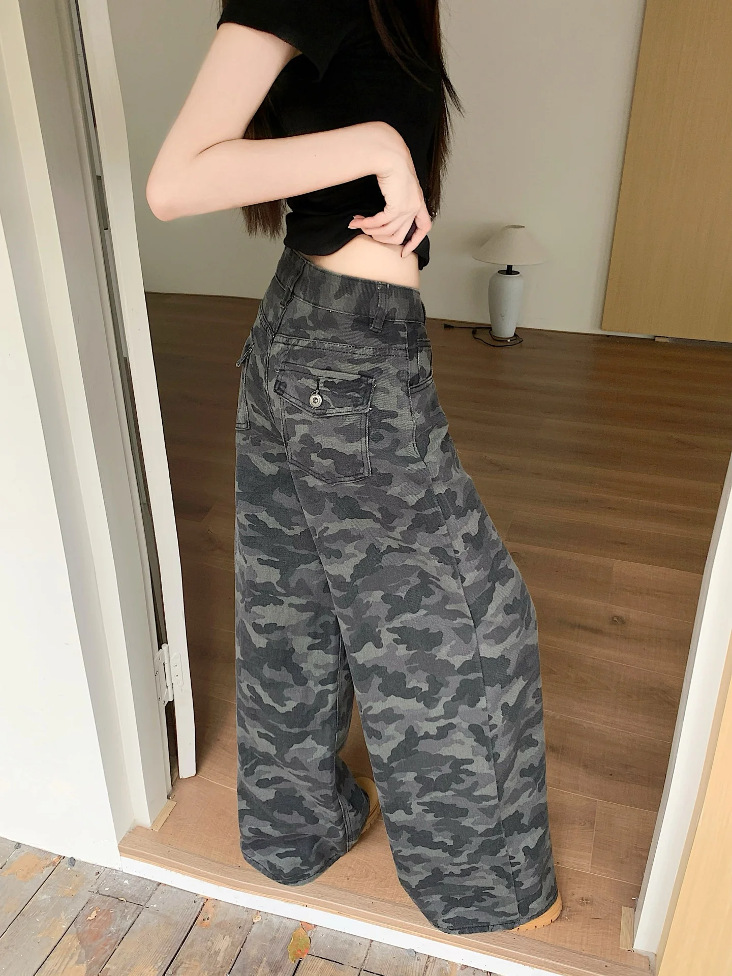 

Свободные джинсовые брюки с высокой талией и широкими штанинами в камуфляжном стиле для женщин, американские рабочие брюки свободного кроя с прямыми штанинами, осенние