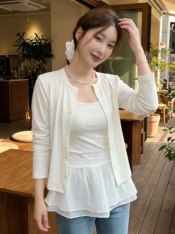 Spring Summer 2026 White round Neck Long Sleeve Blouse And Vest Two Piece Set Women's Fashion Collection Leaf  Detail - view 2