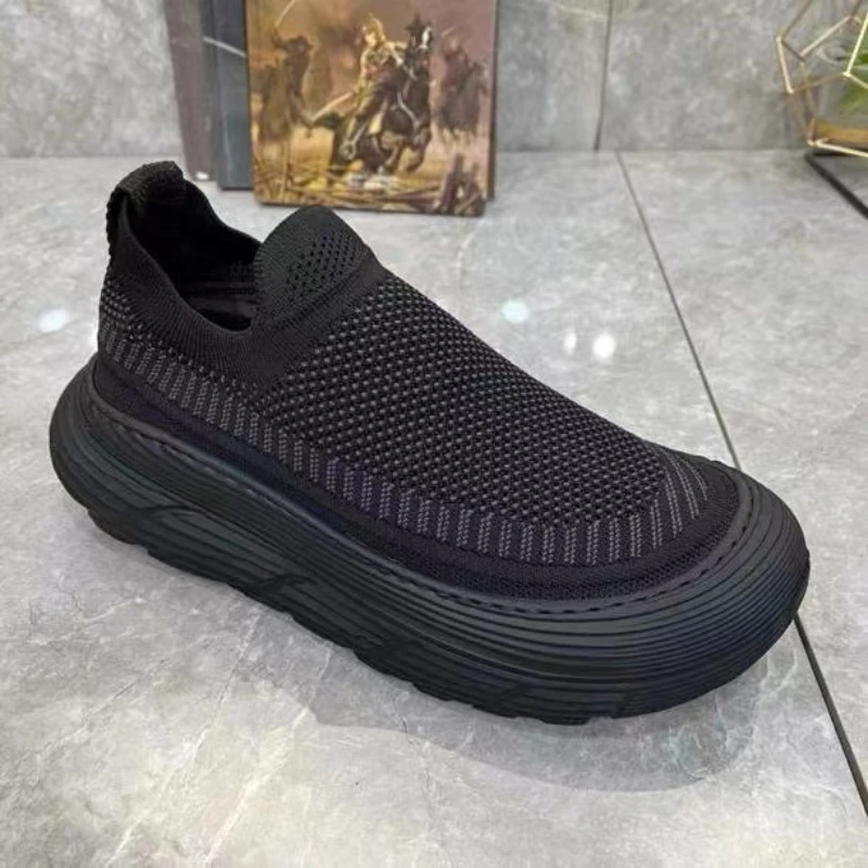 

Men's Sports Shoes Black Breathable Mesh Height Increasing Sports Shoes Casual Fashion Outdoor Jogging Men's Running Shoes