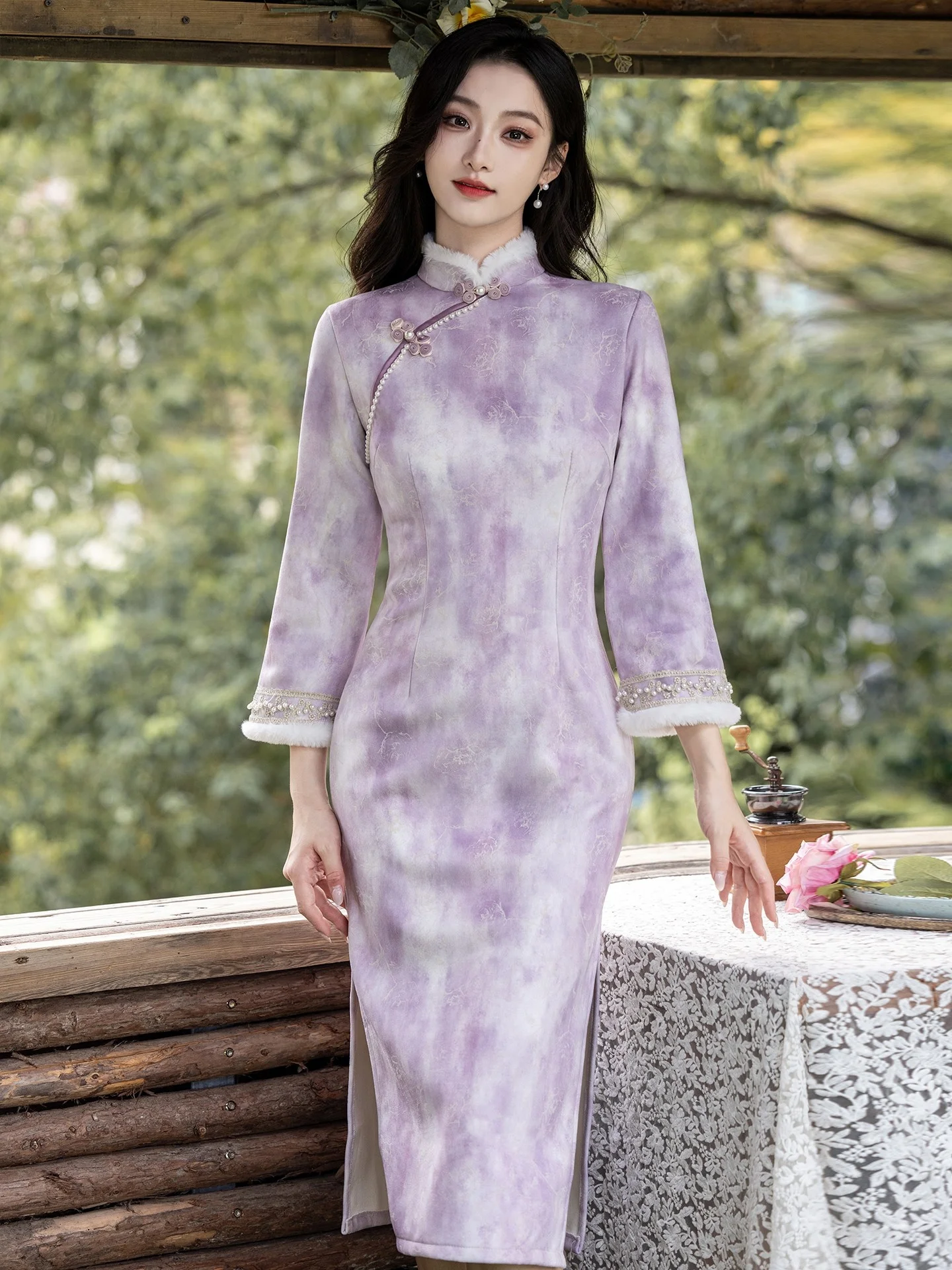 

Новинка: Зимнее повседневное платье из замши с цветочным узором и низким разрезом для молодых женщин