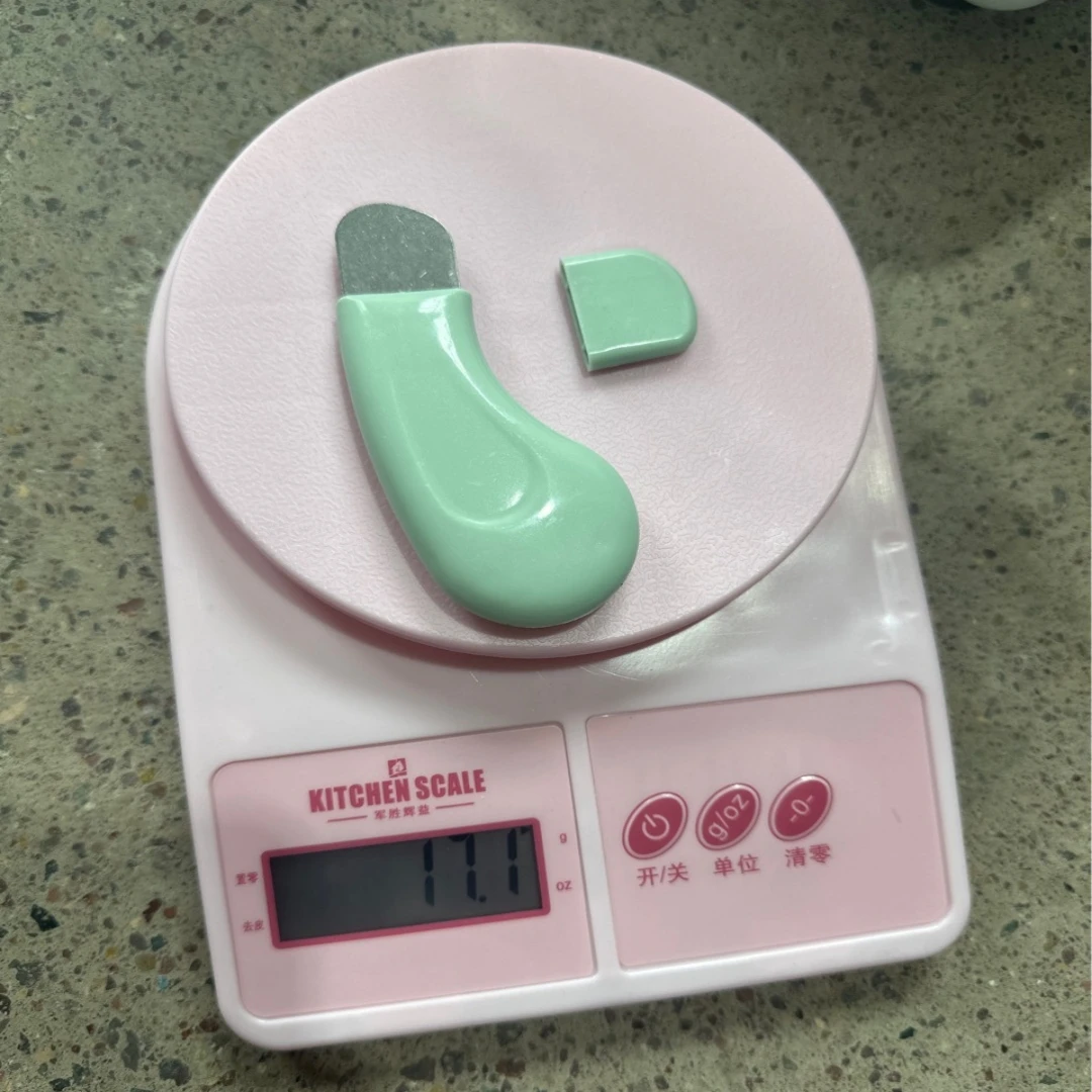 Outils pour enlever les points noirs en Silicone, dissolvant de points noirs pour le nez, spatule pour nettoyer en profondeur la peau, grattoir pour le visage doux et sûr pour hommes et femmes, 1 pièce