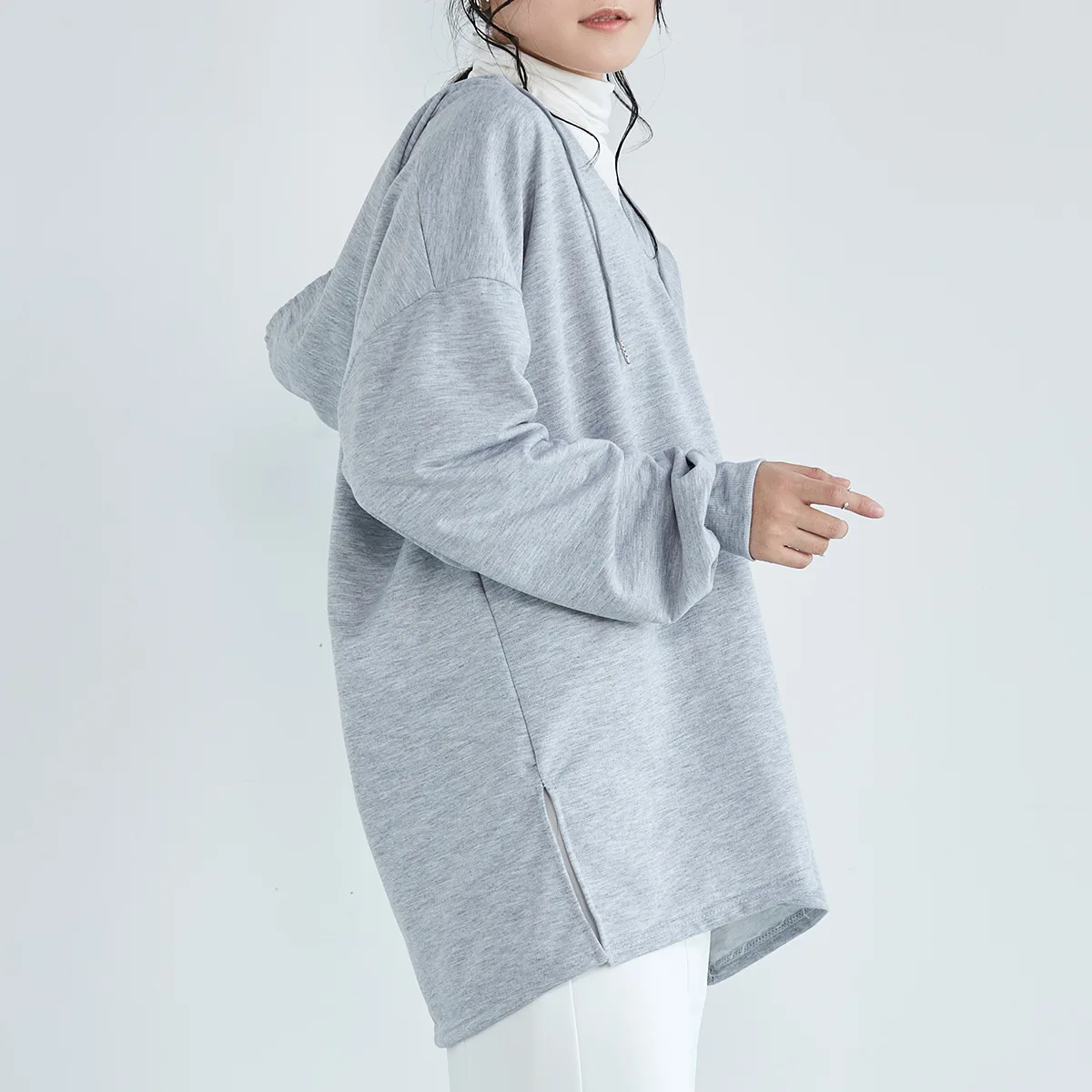 Women's College Style Loose Fit Overhead Shirt Casual Student Hoodies Long Sleeve T-shirt Autumn  Fashion Irregular V Neck Top