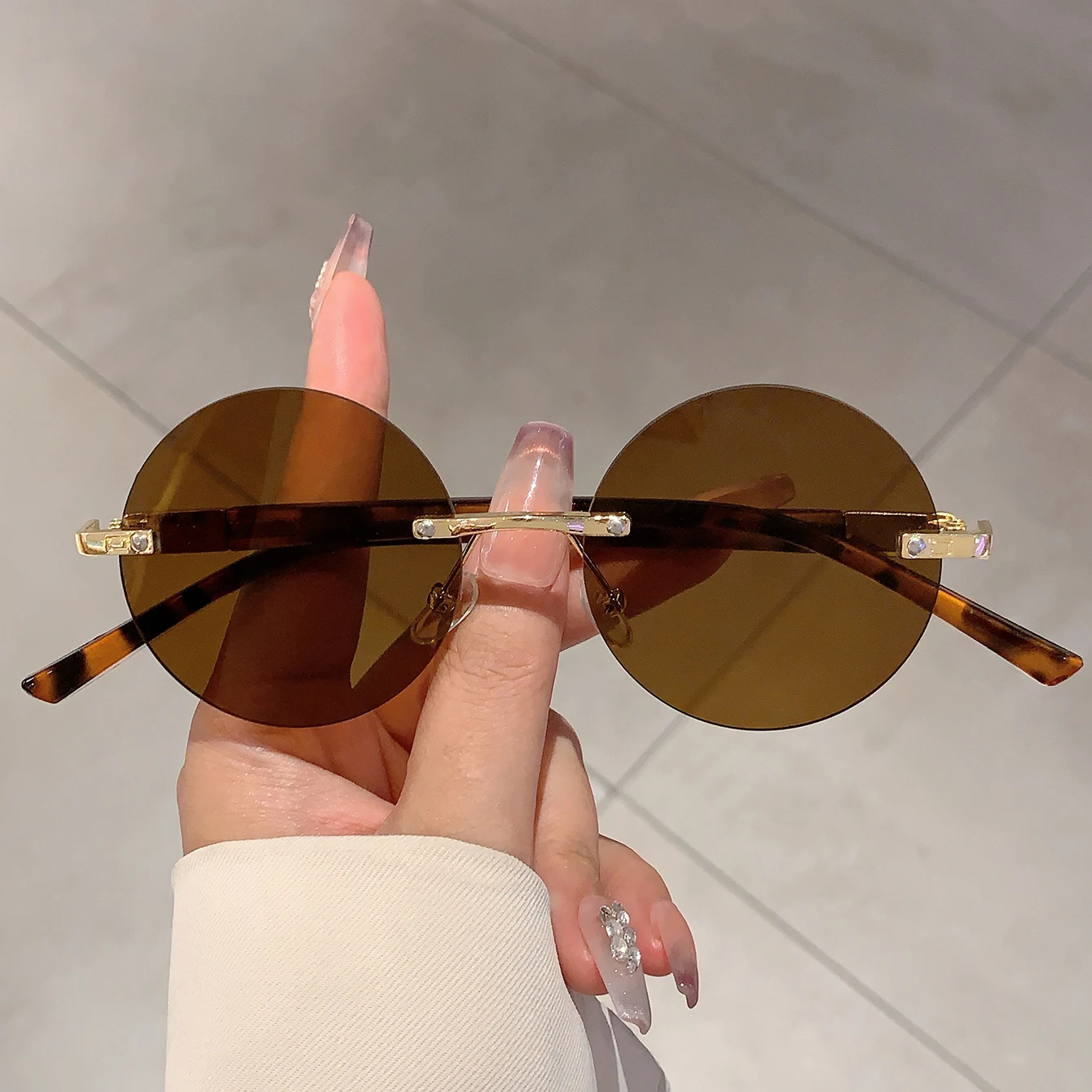 KAMMPT Rimless Round Sunglasses Men Fashion Classic Vintage Outdoor Shades Ins Trendy Luxury Brand Design Anti-UV Sun Glasses