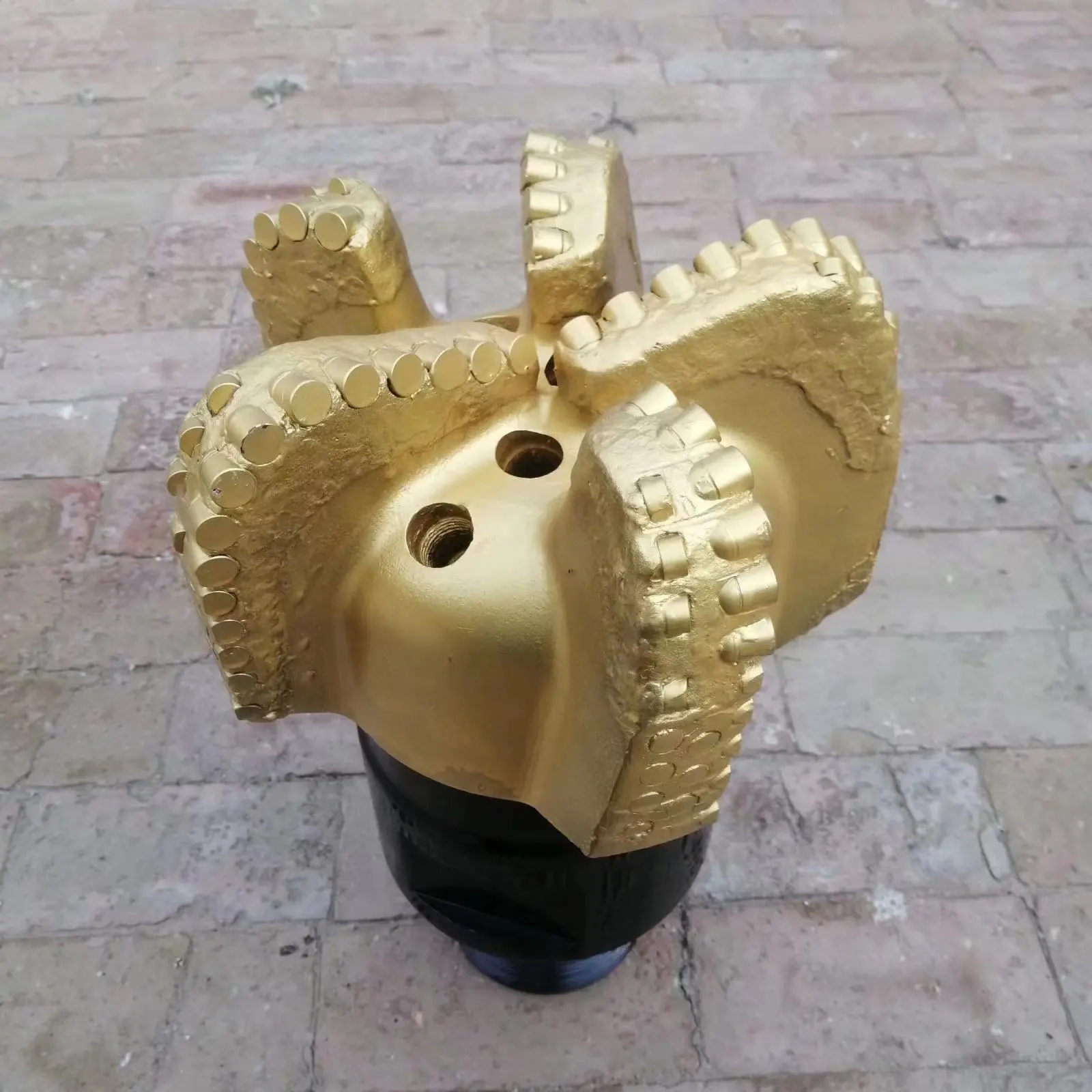 

Full Size PDC Drill Bit 8.5 inch 9.875 inch Diameter for Oilfield Equipment and Medium Hard Rock Drilling